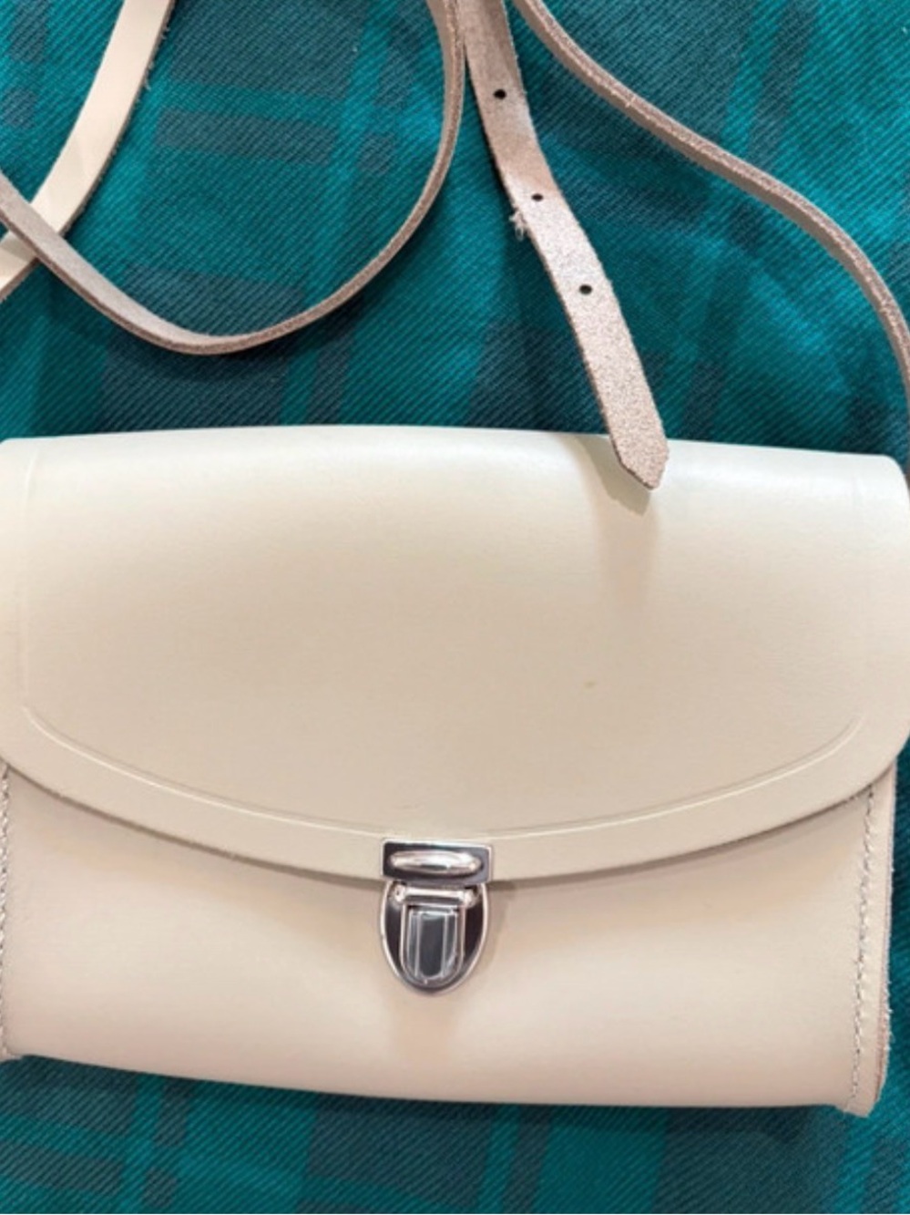The Cambridge Satchel Pushlock Light Grey Crossbody -
